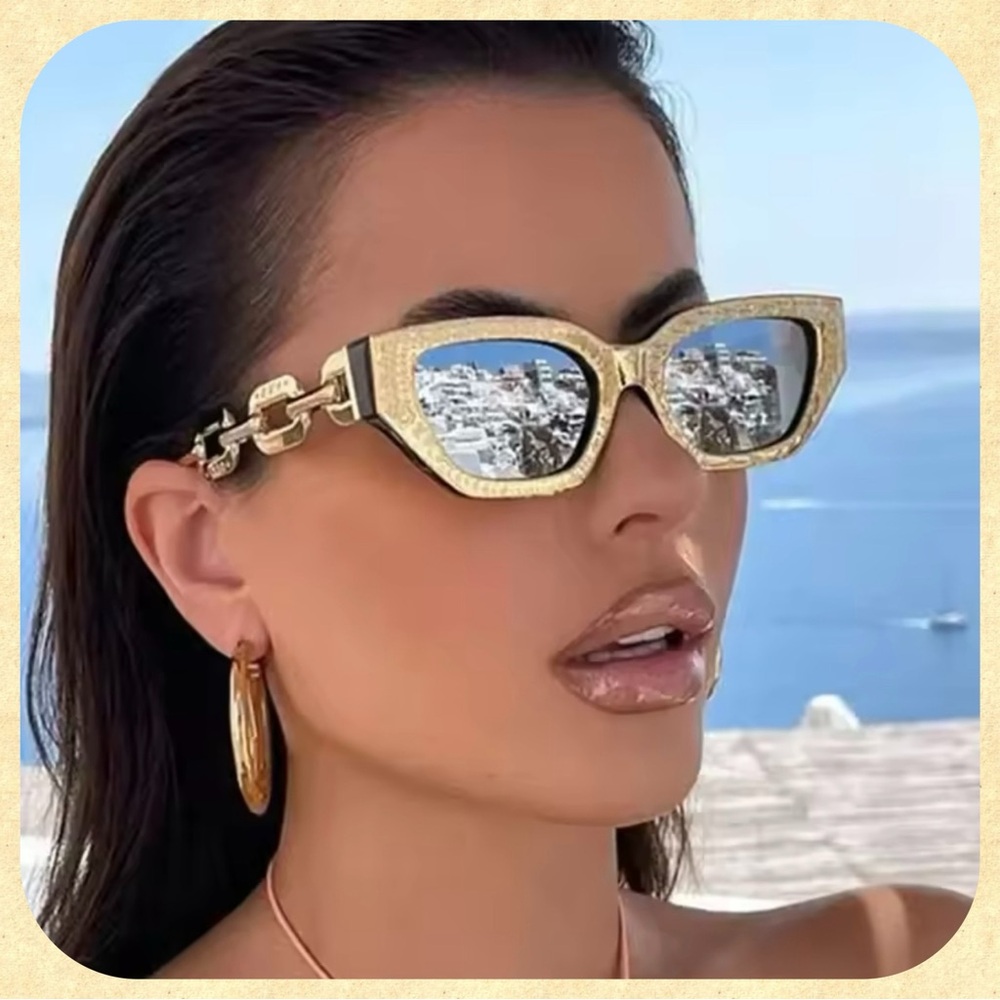 ✨GOLDEN GODDESS✨YOU‎ SET THE TREND✨SLIM GOLD CATEYE SUNNIES-NEW